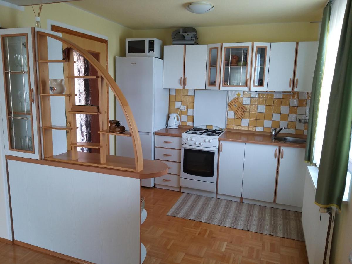 Getaway "At The Three Lights" Villa Sevnica Buitenkant foto