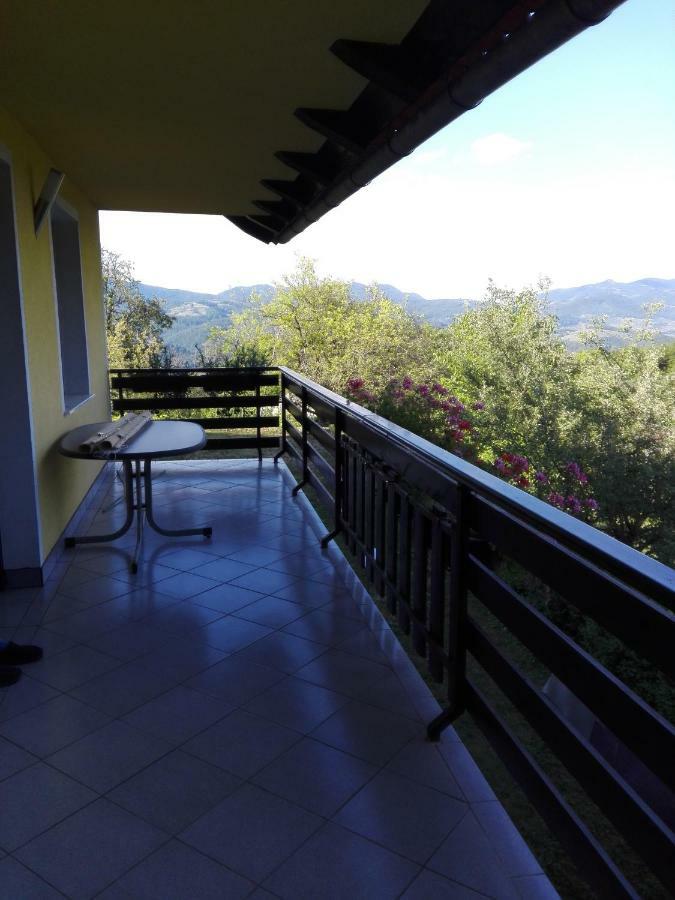 Getaway "At The Three Lights" Villa Sevnica Buitenkant foto